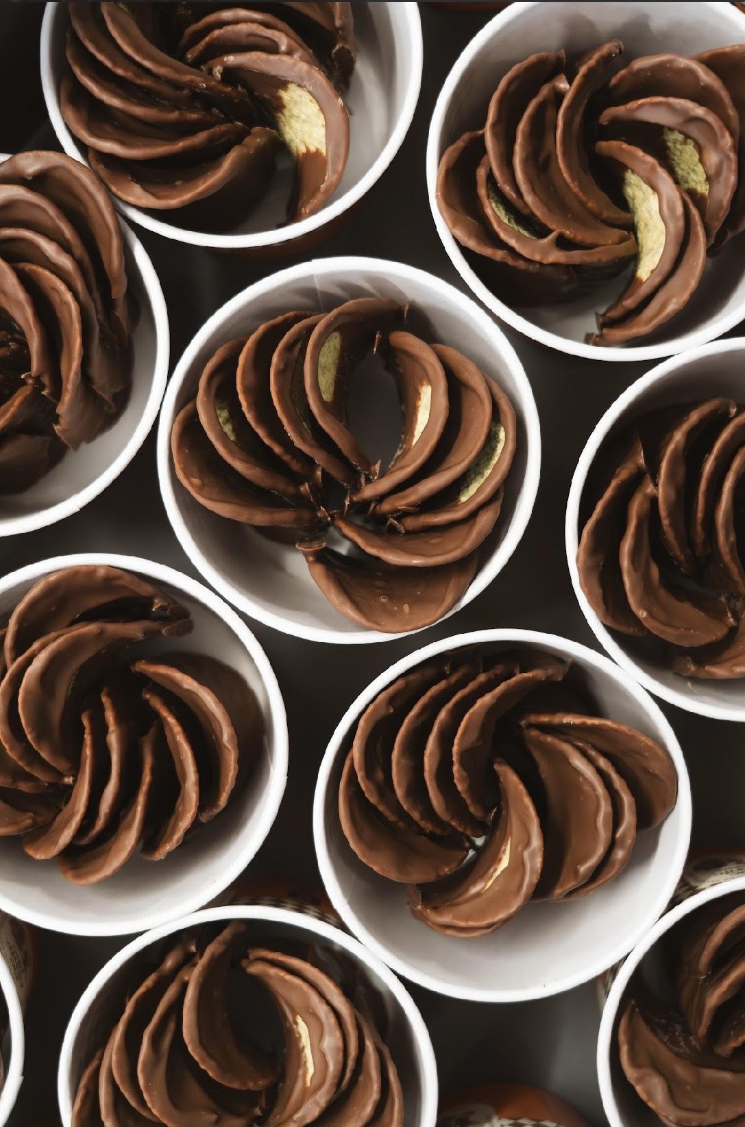Nieuwe TikTok trend: Chocolate Covered Pringles - De Bonte Koe