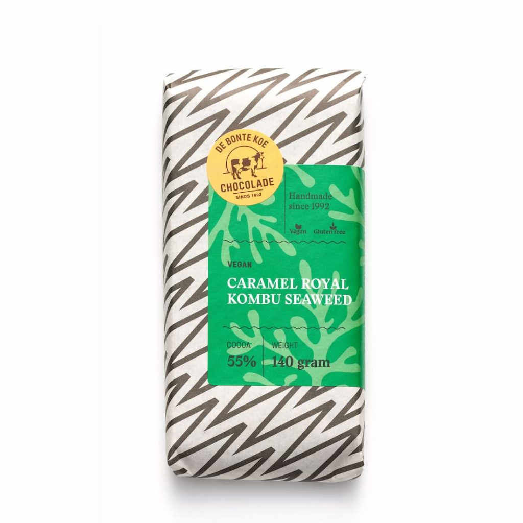 Persbericht: De 'Caramel Royal Kombu Seaweed' chocoladereep, een samenwerking tussen Schiedamse bedrijven The Seaweed Company en De Bonte Koe
